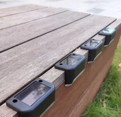 NestHome™   4-Pack Outdoor solar stair light